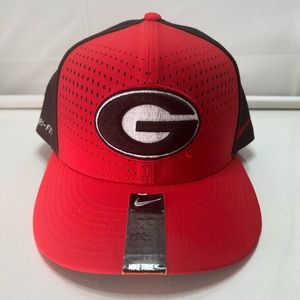 Men’s Nike Georgia Bulldogs Baseball Hat onesize snap back excellent condition